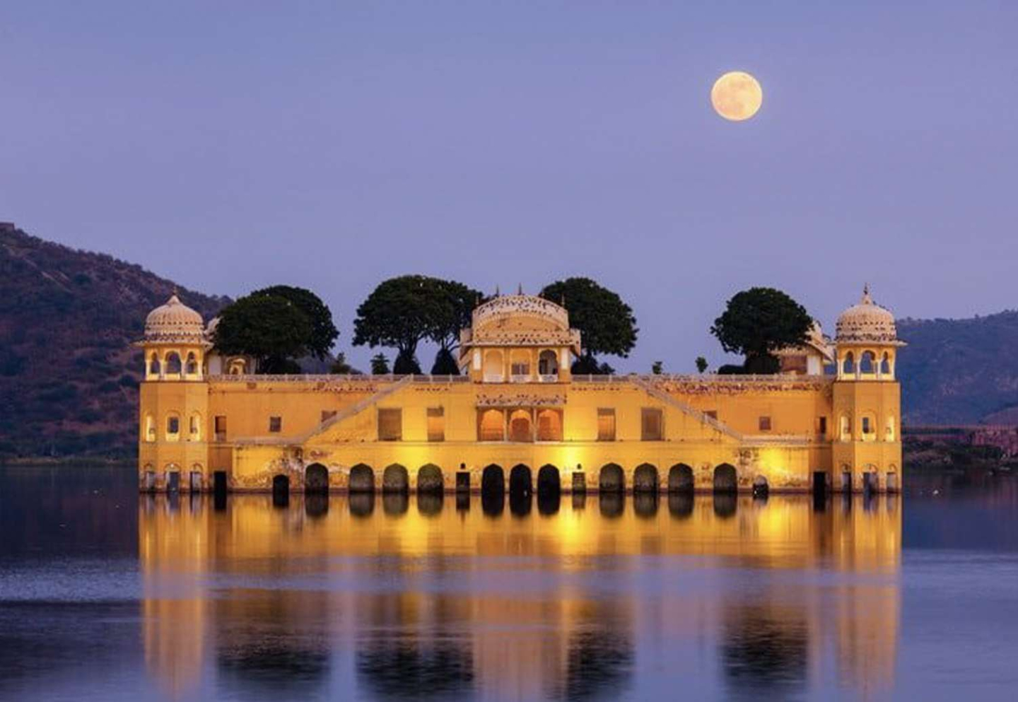 udaipur lake